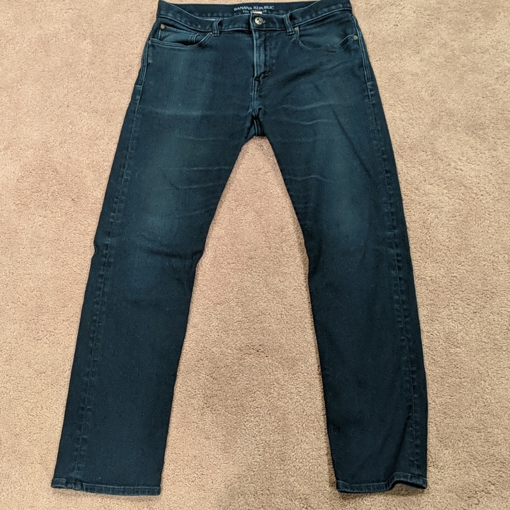 Banana Republic Traveler Slim Fit Jean